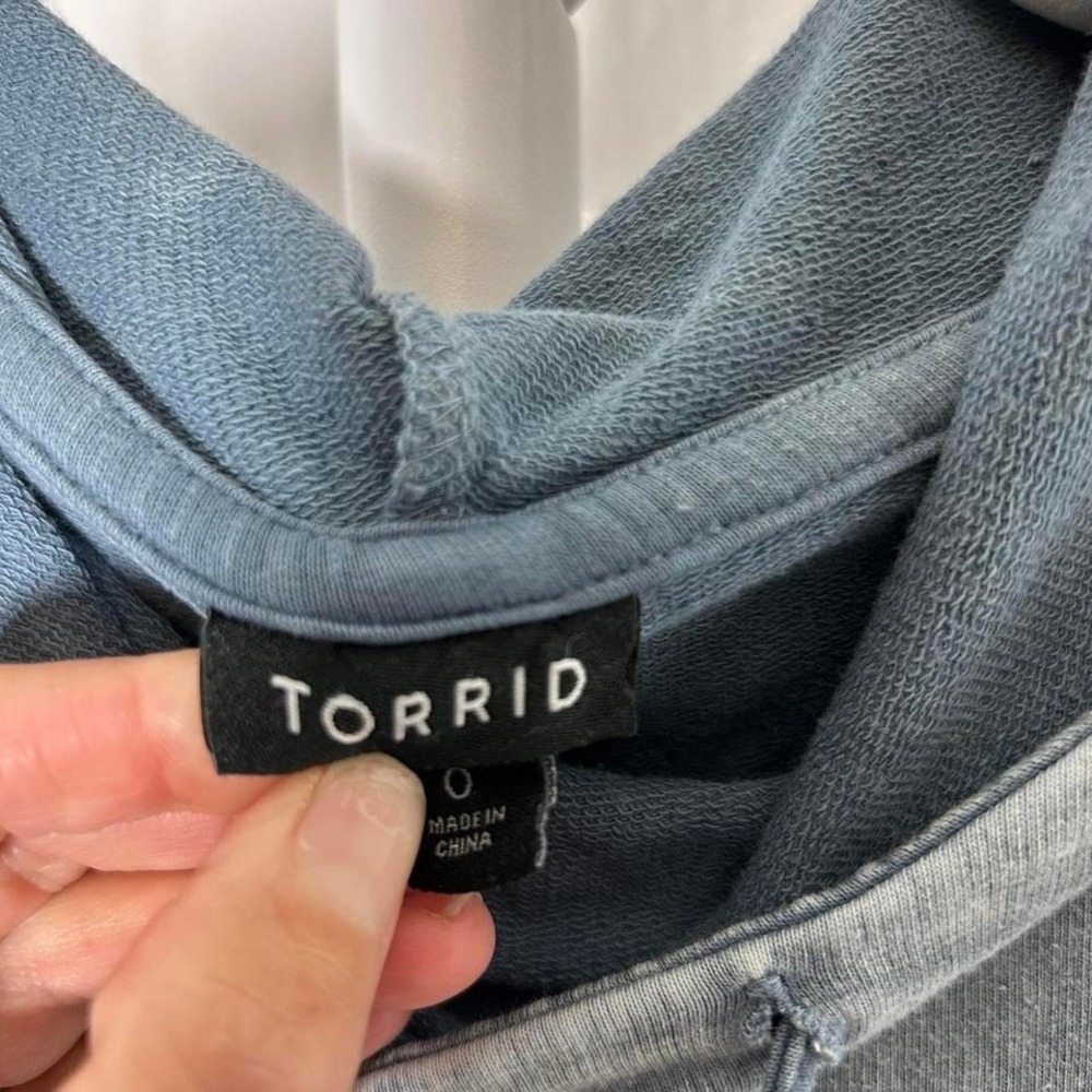 Torrid Long Sleeve Hoodie Shirt Dress Sz 0 L 12 Blue Stone Wash Item - Picture 3 of 4